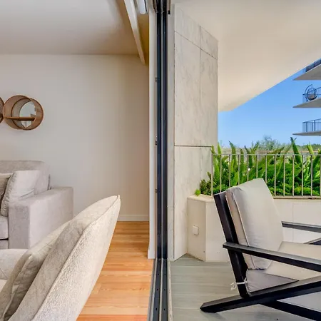 Apartment Cond Bayline & Retreat - Linguado By Bedzy
