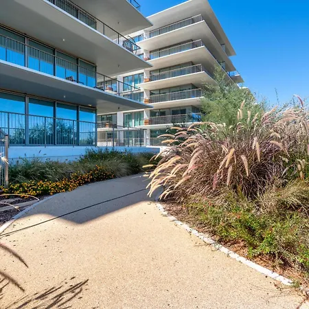 Cond Bayline & Retreat - Linguado By Bedzy Appartement
